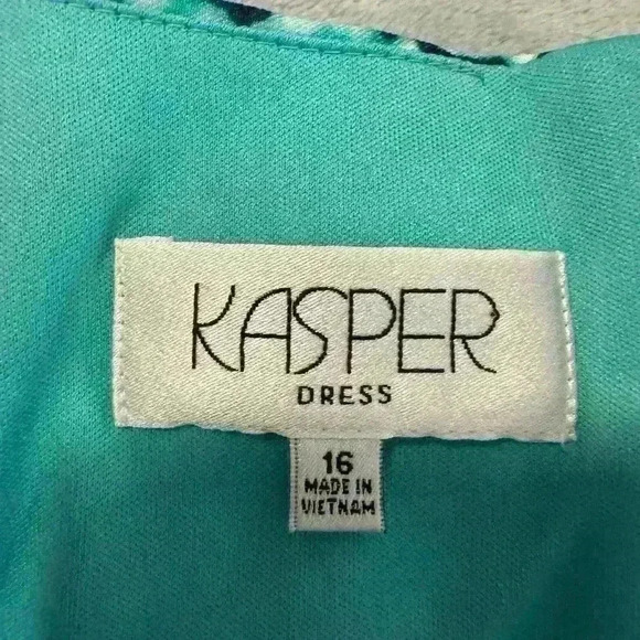 Women’s Green&Black Kasper Dress - Picture 4 of 7